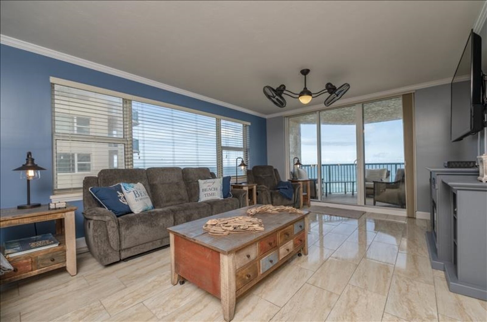 Oceanfront Living Area