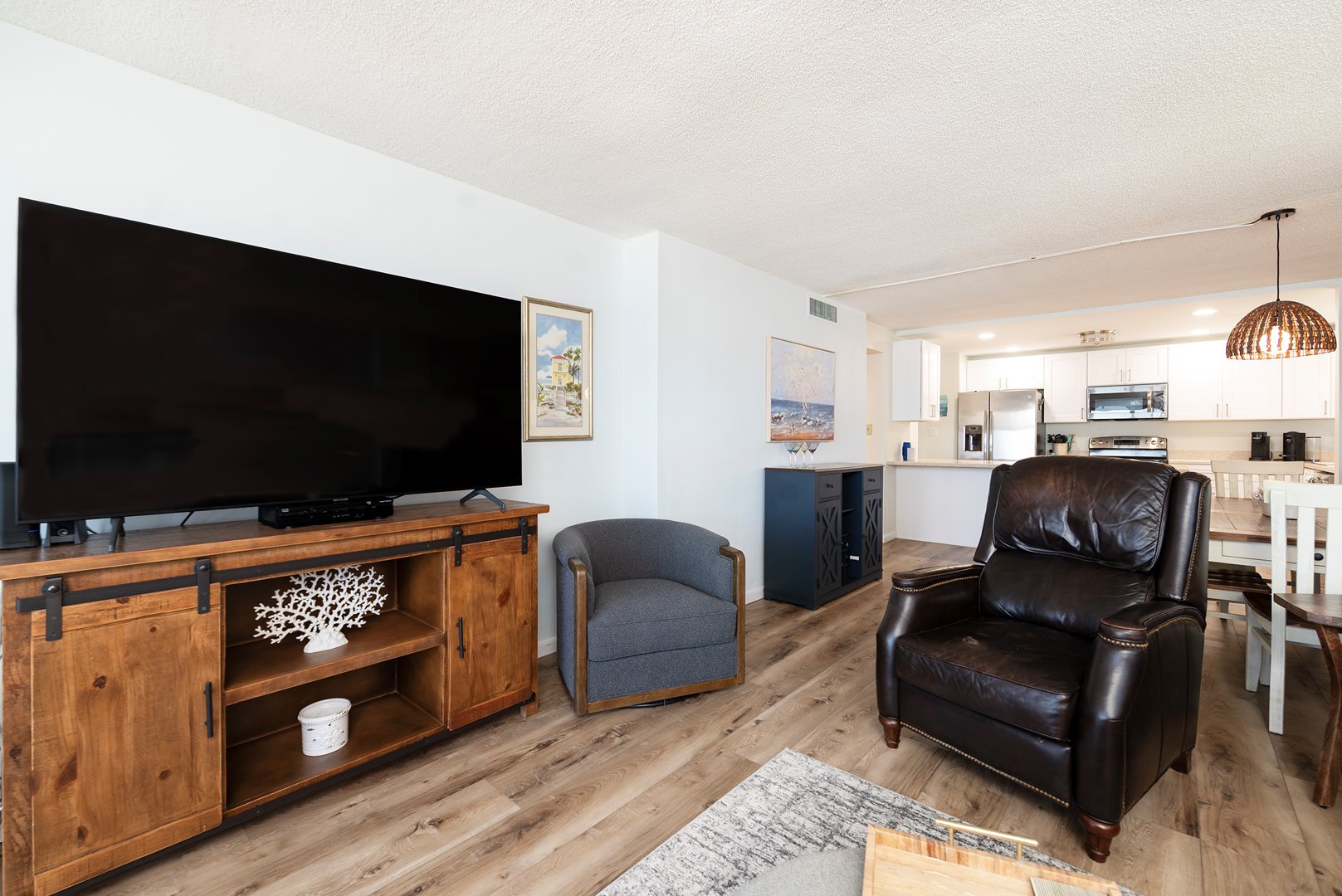 501 Sandcastle S.