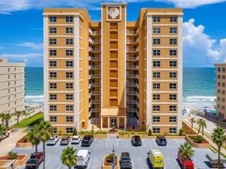 Sanibel Daytona Beach Shores vacation rental complex